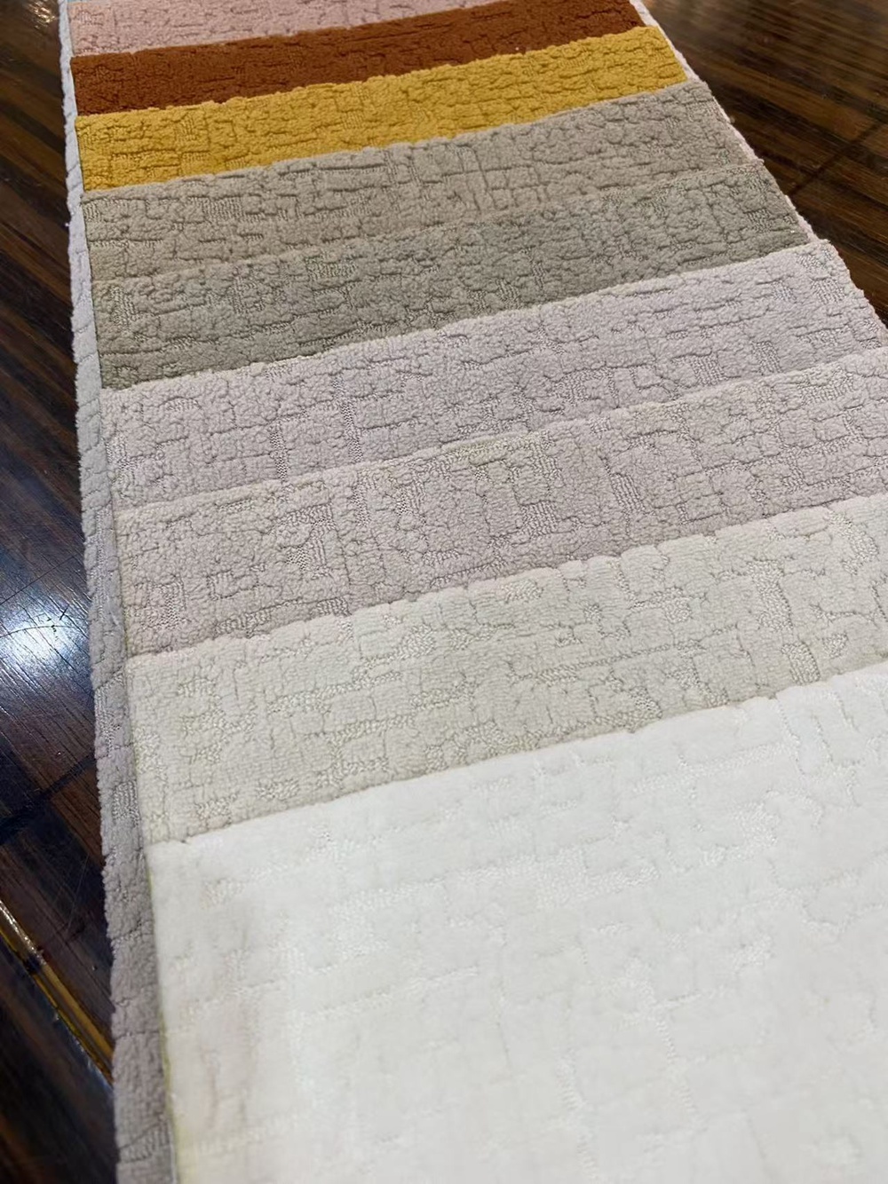 Dyeing circular machine cloth